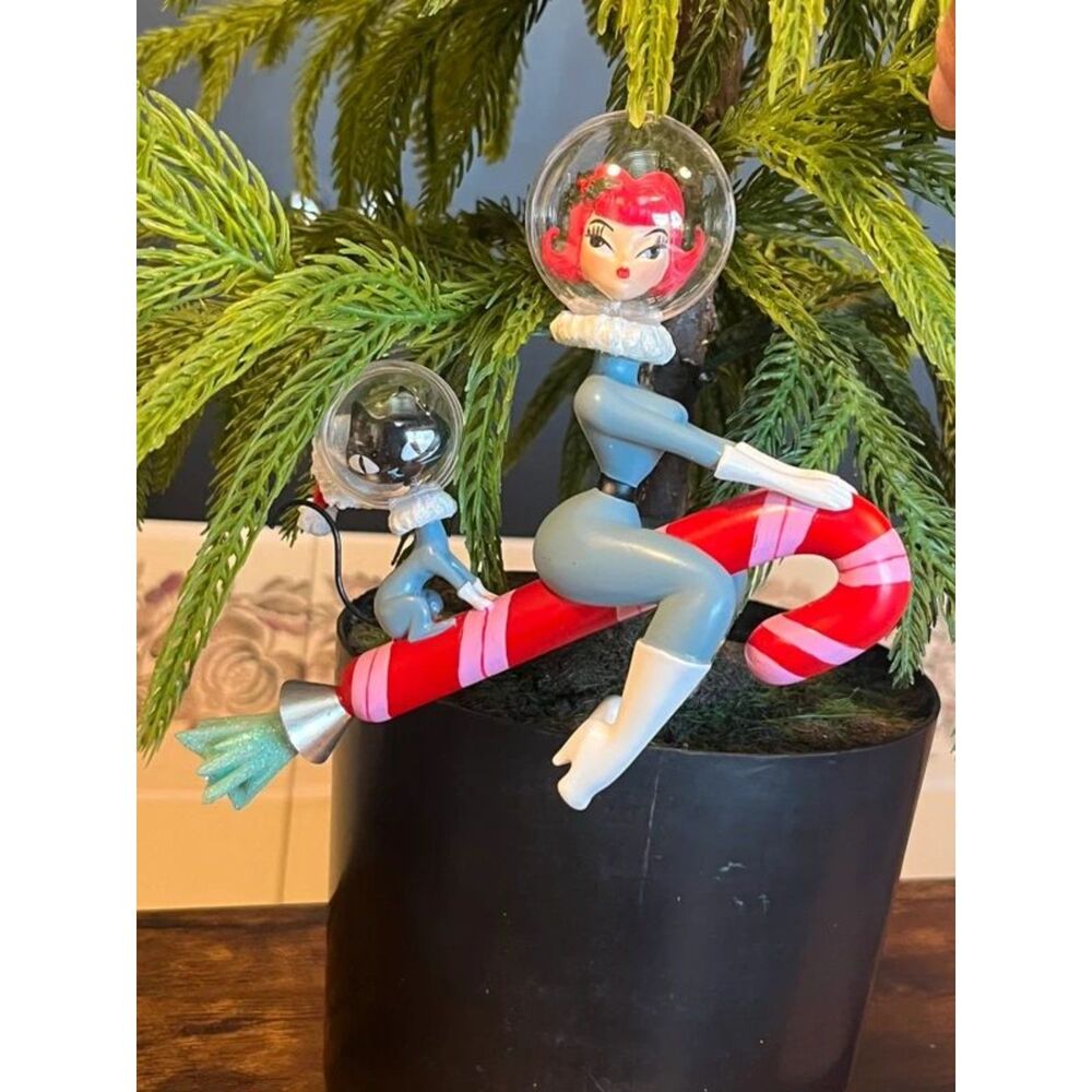 December Diamonds Stella & Orbit Rocket Girl Cat Ornament NIB
